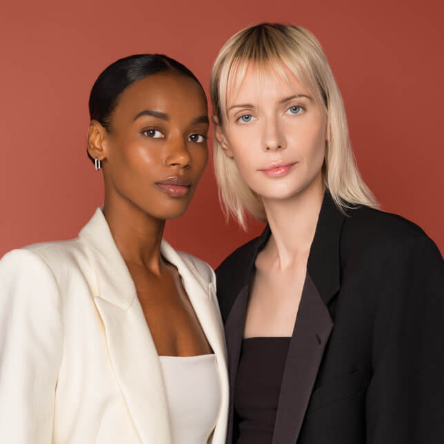 Two women after applying Mumuk serum